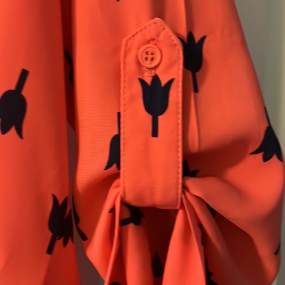 Navy tulip, coral colored blouse, Large - Picture 4 of 6